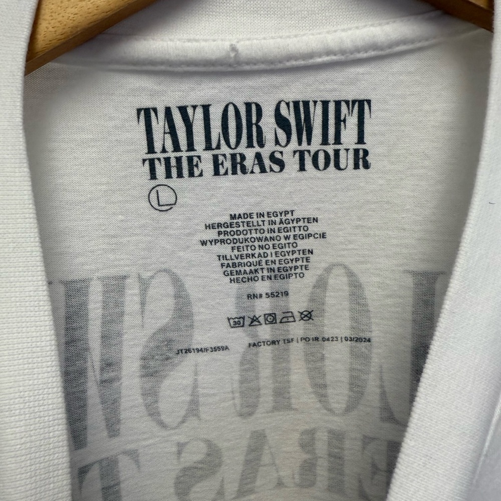 Taylor Swift The Eras Tour Official Merch White T-Shirt Large 2023-24 - Picture 4 of 11